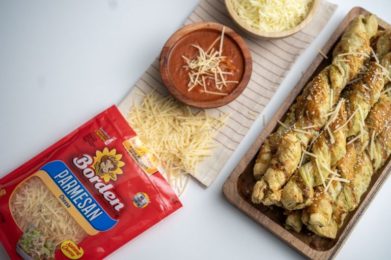 Imagen de Bastoncillos Enrollados de Queso Mozzarella Borden y Pesto Roland